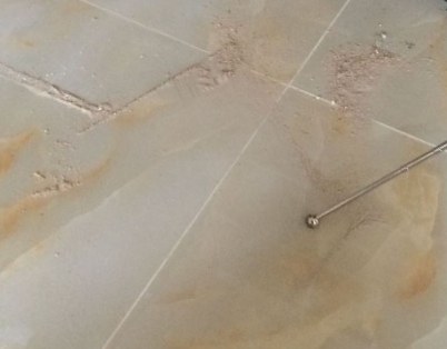 三门峡市瓷砖空鼓维修公司分享粘合剂选择不当在瓷砖铺贴过程中可能导致以下问题